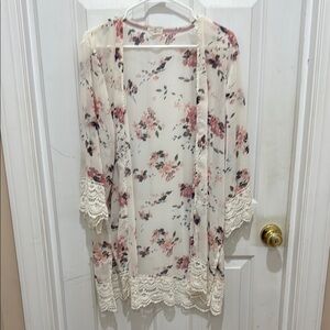 Floral Sheer Kimono with Lace Trim